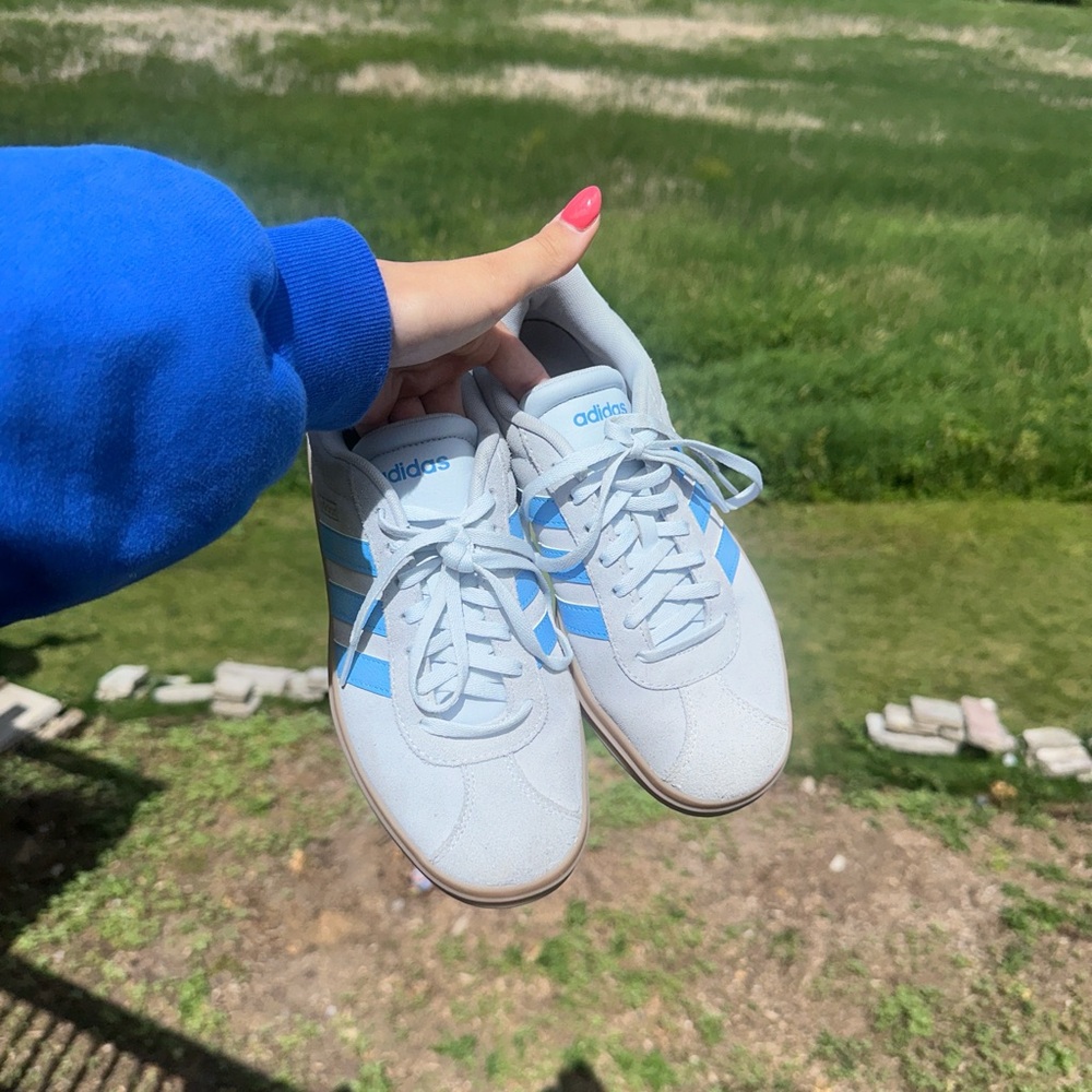 Adidas Women’s Suede Platform Sneakers - Light Gray with Blue Stripes - Picture 2 of 5